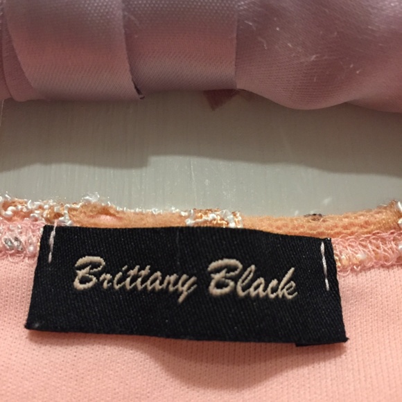 Brittany Black sequined tank top - Picture 4 of 4